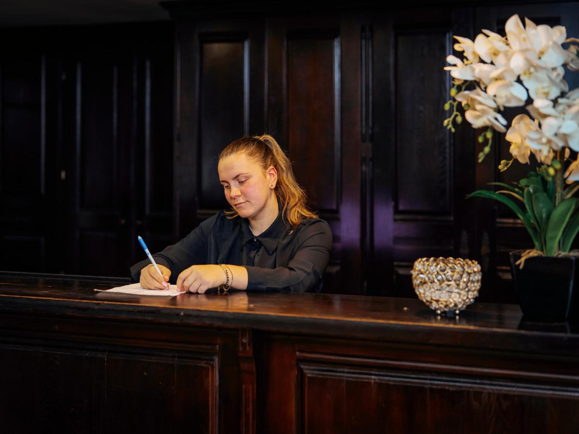 Hotel & Restaurant Sofia ซูเจวิตซา ภายนอก รูปภาพ